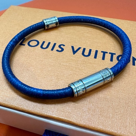 RARE Authentic Louis Vuitton Keep it bracelet Navy - Picture 2 of 6